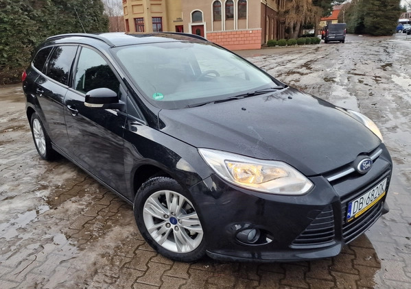 Ford Focus cena 26900 przebieg: 140000, rok produkcji 2013 z Mielec małe 277